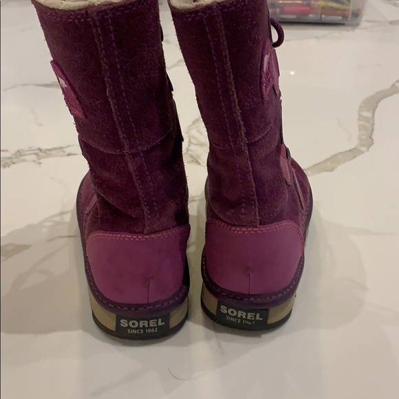 Sorel Girls boots. USA girls size 11 - Picture 4 of 7
